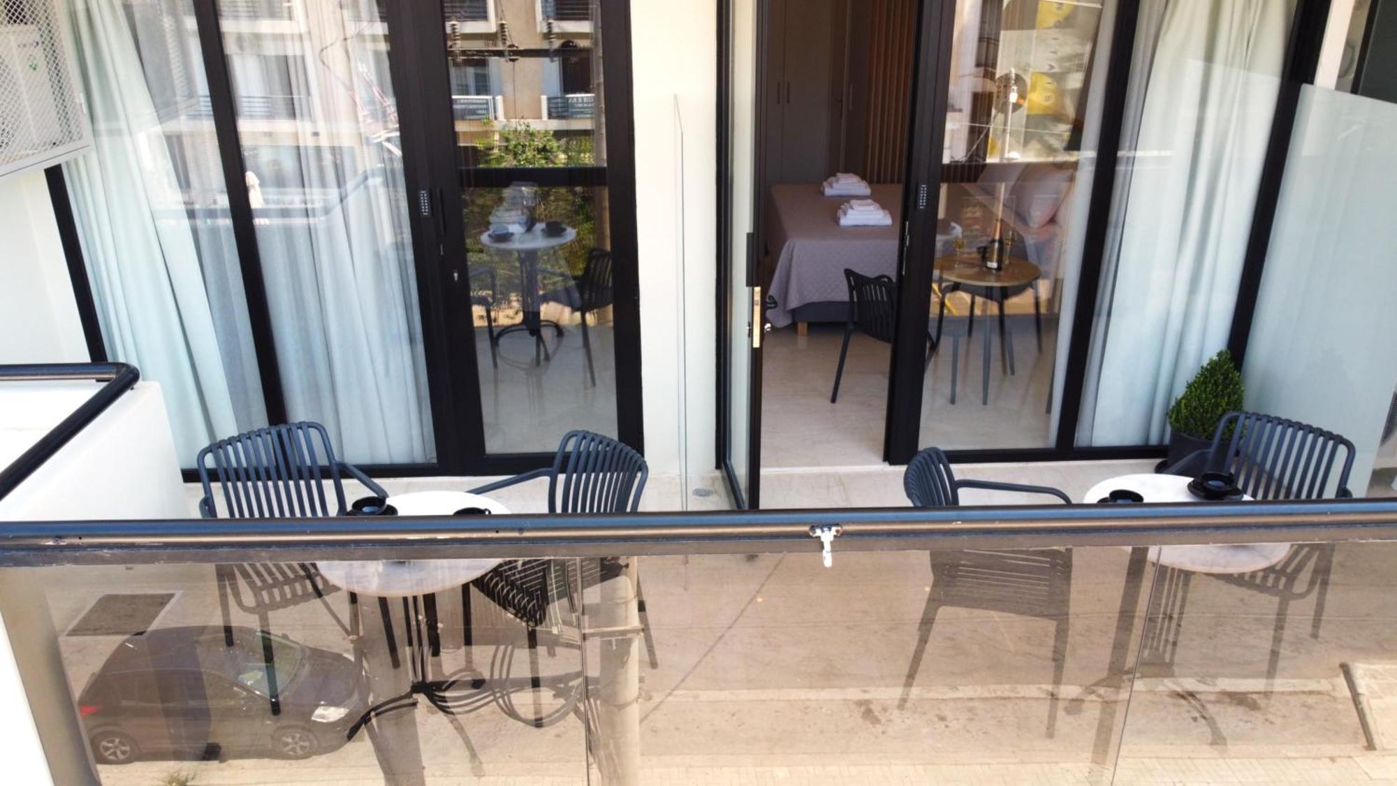 Glyfada Relax 9 Apartment Athena Bagian luar foto